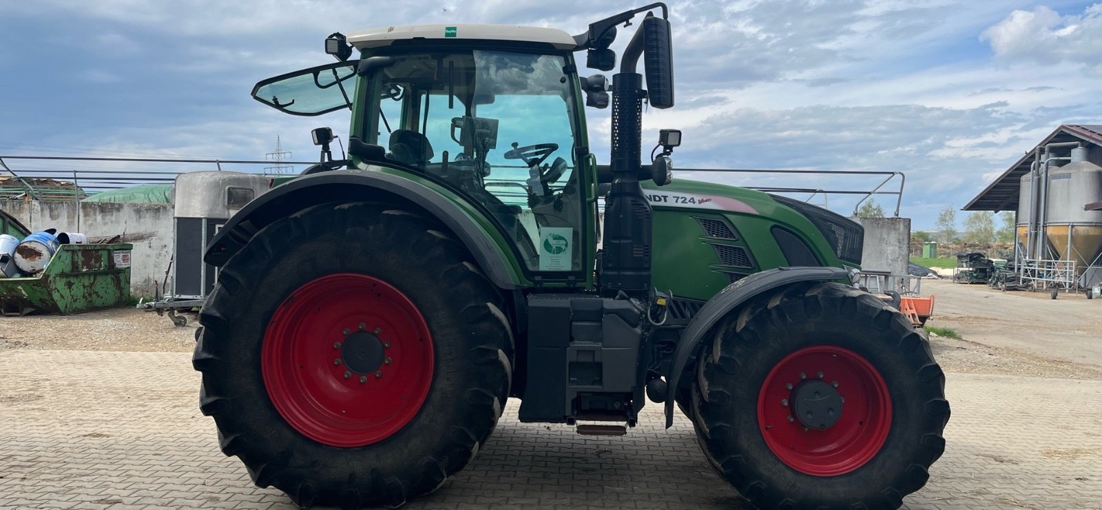 Traktor типа Fendt 724 S4, Gebrauchtmaschine в Donaueschingen (Фотография 9)