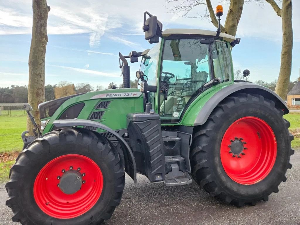 Traktor des Typs Fendt 724 scr Profi ( 716 718 720 722 ), Gebrauchtmaschine in Bergen op Zoom (Bild 5)