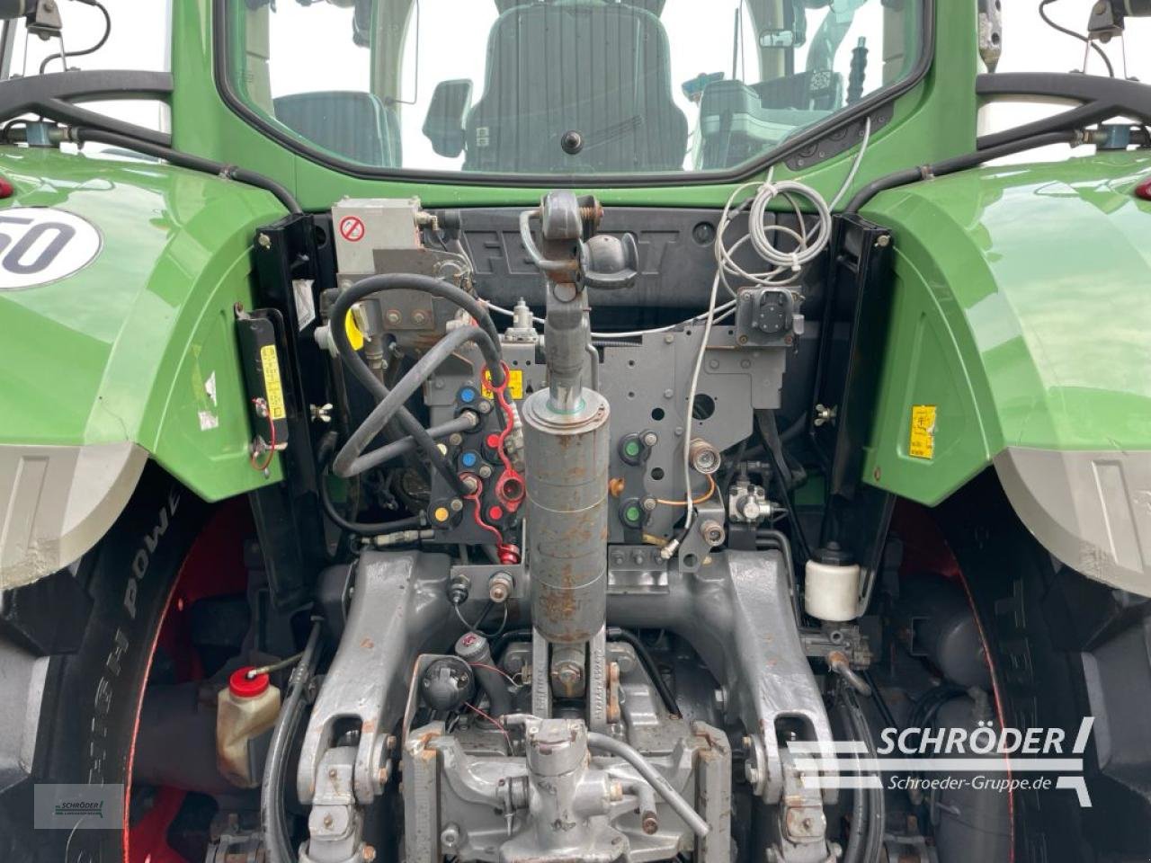 Traktor типа Fendt 724 SCR PROFI PLUS, Gebrauchtmaschine в Wildeshausen (Фотография 20)