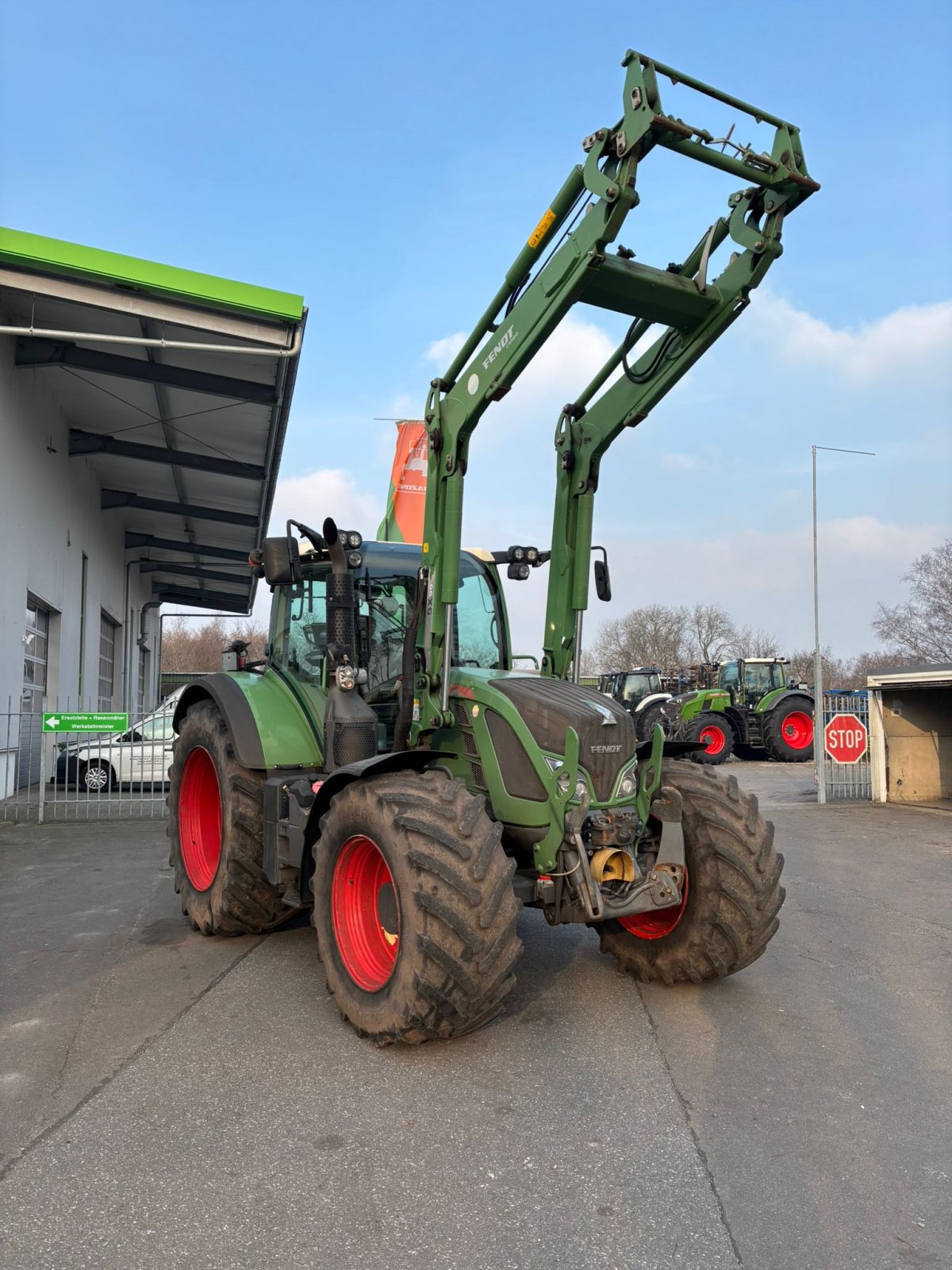 Traktor типа Fendt 724 SCR, Gebrauchtmaschine в Eckernförde (Фотография 3)