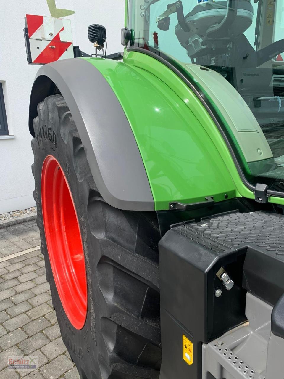 Traktor типа Fendt 724 Vario, Baujahr 2019, Gebrauchtmaschine в Schierling (Фотография 8)