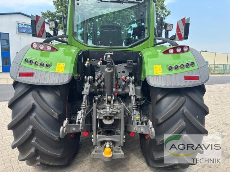 Traktor типа Fendt 724 VARIO GEN-6 Profi+ Set-2, Gebrauchtmaschine в Meppen (Фотография 5)
