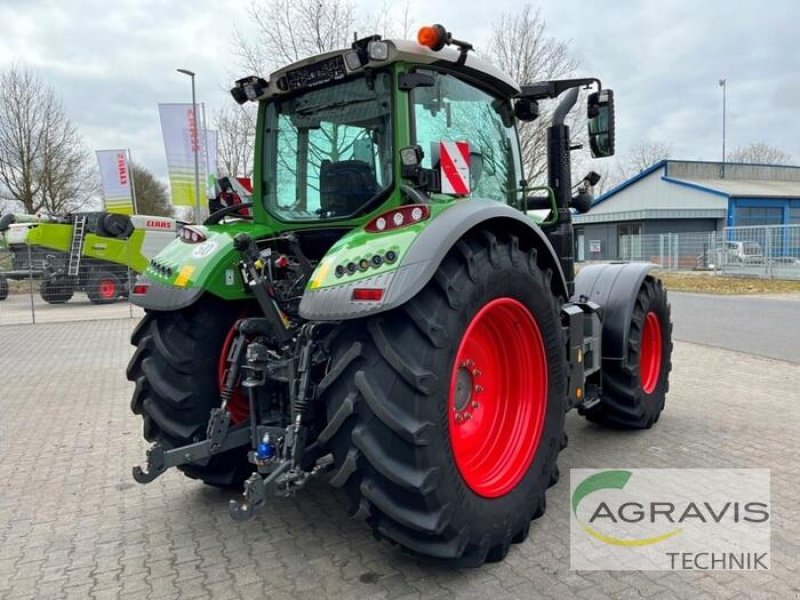 Traktor of the type Fendt 724 VARIO GEN-6 PROFI+ Setting-2, Gebrauchtmaschine in Meppen (Picture 3)