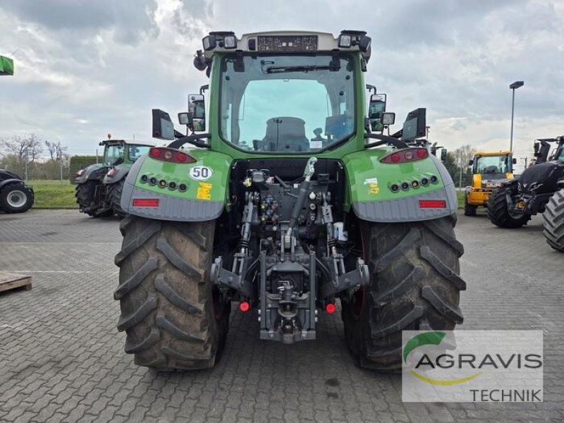 Traktor типа Fendt 724 VARIO GEN-6, Gebrauchtmaschine в Calbe / Saale (Фотография 4)