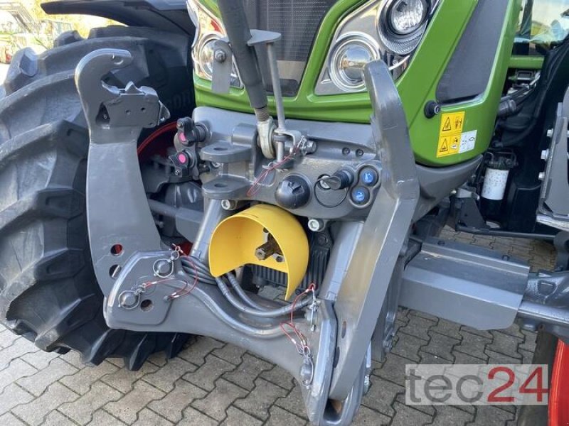 Traktor des Typs Fendt 724 VARIO GEN-6, Gebrauchtmaschine in Brakel (Bild 12)