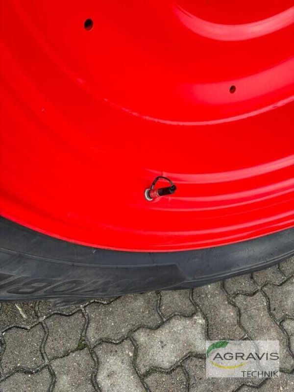 Traktor типа Fendt 724 VARIO GEN-6, Gebrauchtmaschine в Uelzen (Фотография 8)