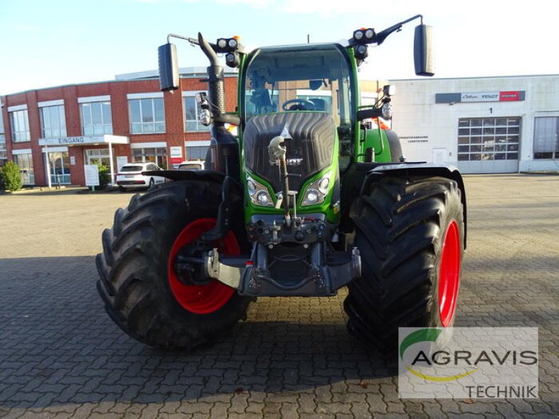 Traktor des Typs Fendt 724 VARIO GEN-6, Gebrauchtmaschine in Uelzen (Bild 2)