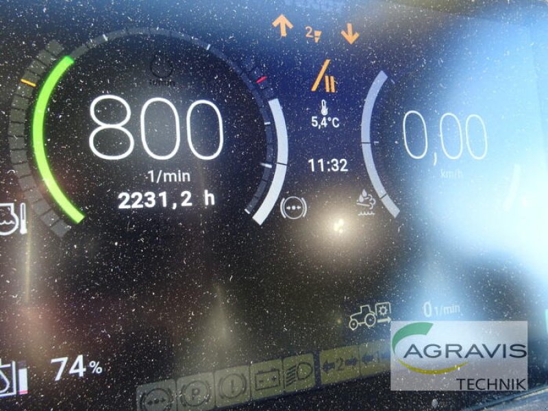 Traktor des Typs Fendt 724 VARIO GEN-6, Gebrauchtmaschine in Uelzen (Bild 11)