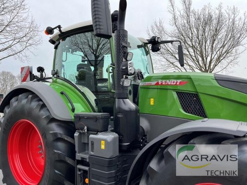 Traktor типа Fendt 724 VARIO GEN-7 Profi+ Setting2, Gebrauchtmaschine в Meppen (Фотография 4)