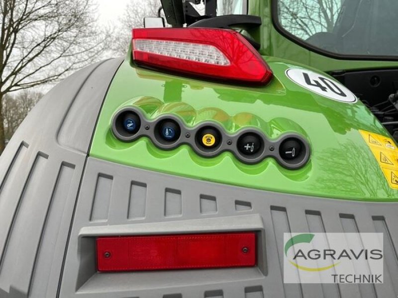 Traktor типа Fendt 724 VARIO GEN-7 Profi+ Setting2, Gebrauchtmaschine в Meppen (Фотография 11)