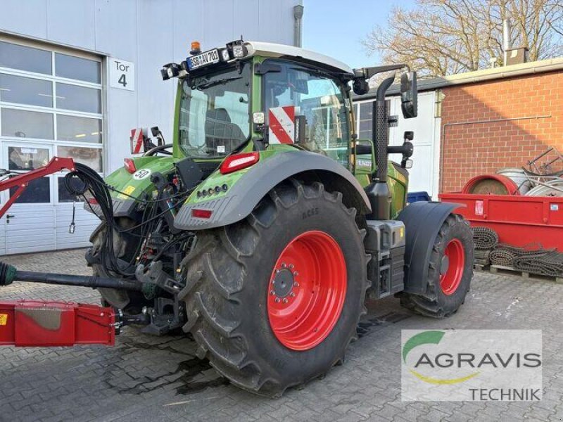Traktor des Typs Fendt 724 VARIO GEN-7, Gebrauchtmaschine in Dörpen (Bild 3)