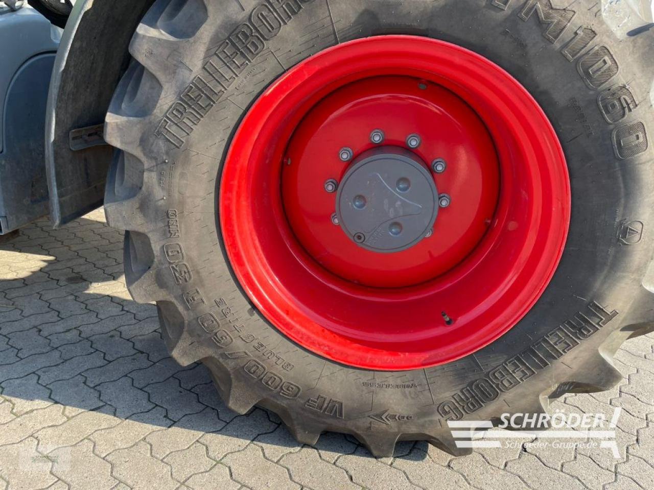 Traktor a típus Fendt 724 VARIO GEN6 POWER PLUS, Neumaschine ekkor: Holdorf (Kép 10)