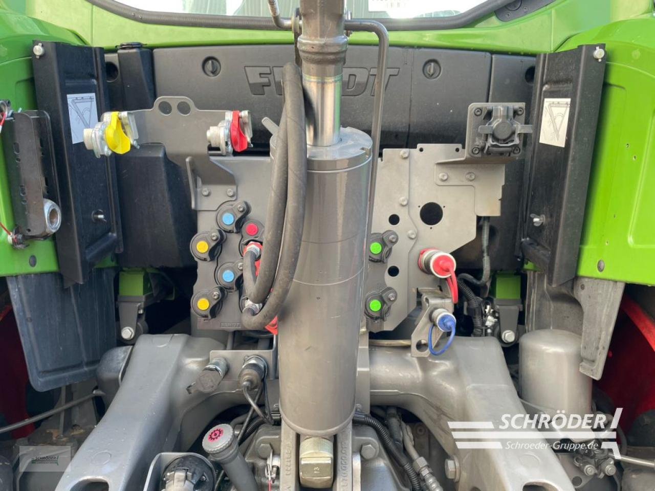 Traktor a típus Fendt 724 VARIO GEN6 POWER PLUS, Neumaschine ekkor: Holdorf (Kép 14)