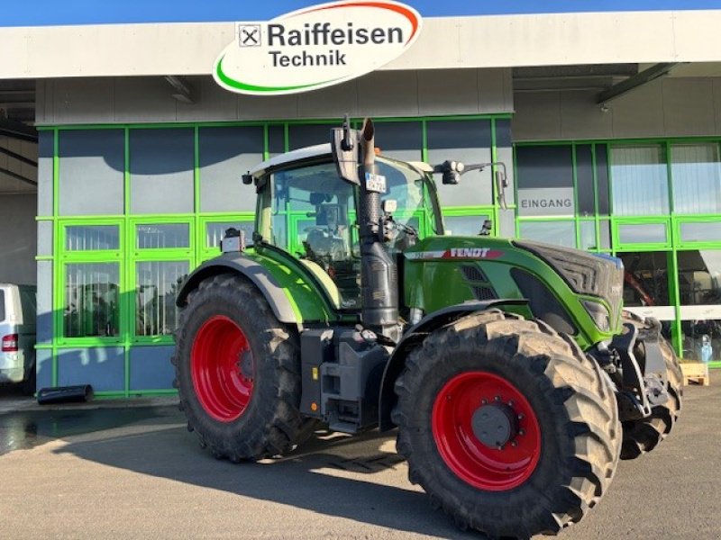 Traktor des Typs Fendt 724 Vario Gen6 Power+ Setting1, Gebrauchtmaschine in Homberg (Bild 3)