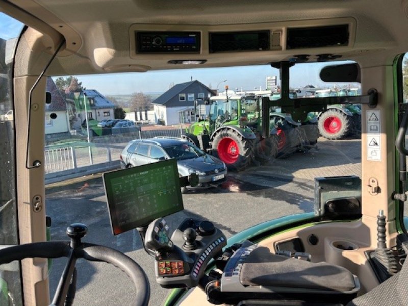 Traktor des Typs Fendt 724 Vario Gen6 Power+ Setting1, Gebrauchtmaschine in Homberg (Bild 5)