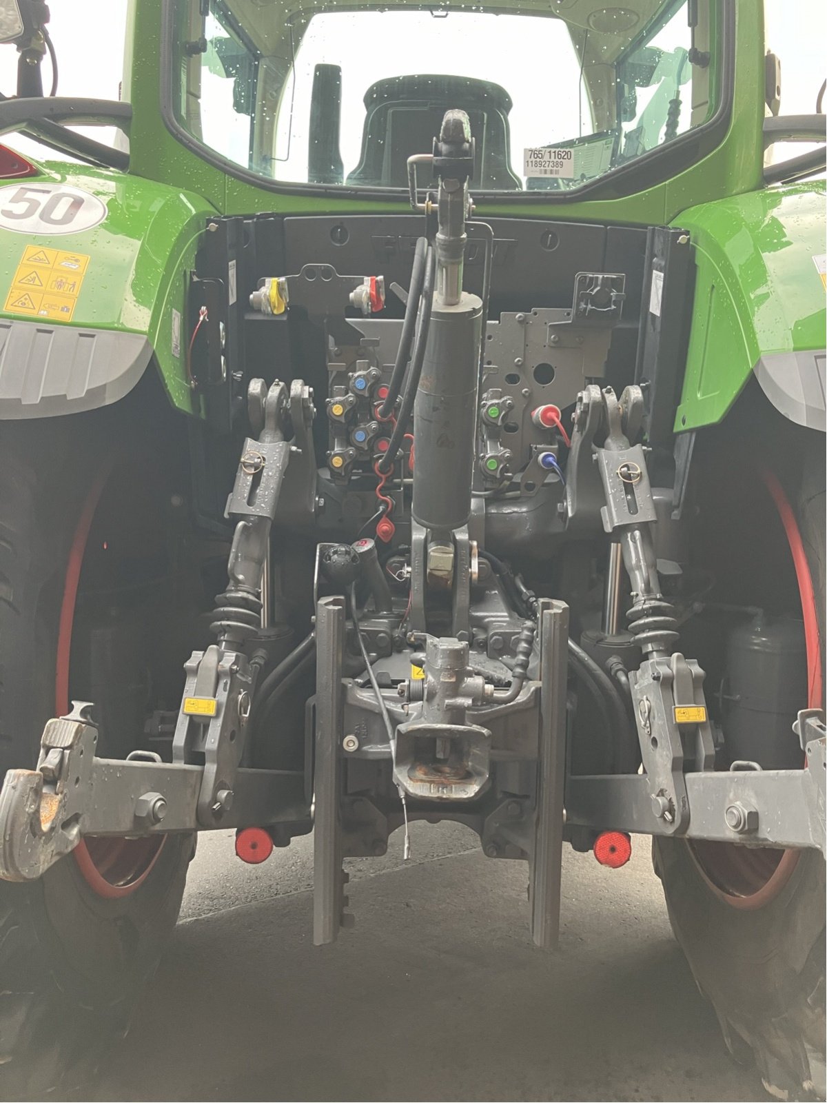 Traktor des Typs Fendt 724 Vario Gen6 Power+ Setting2, Gebrauchtmaschine in Hillerse (Bild 8)