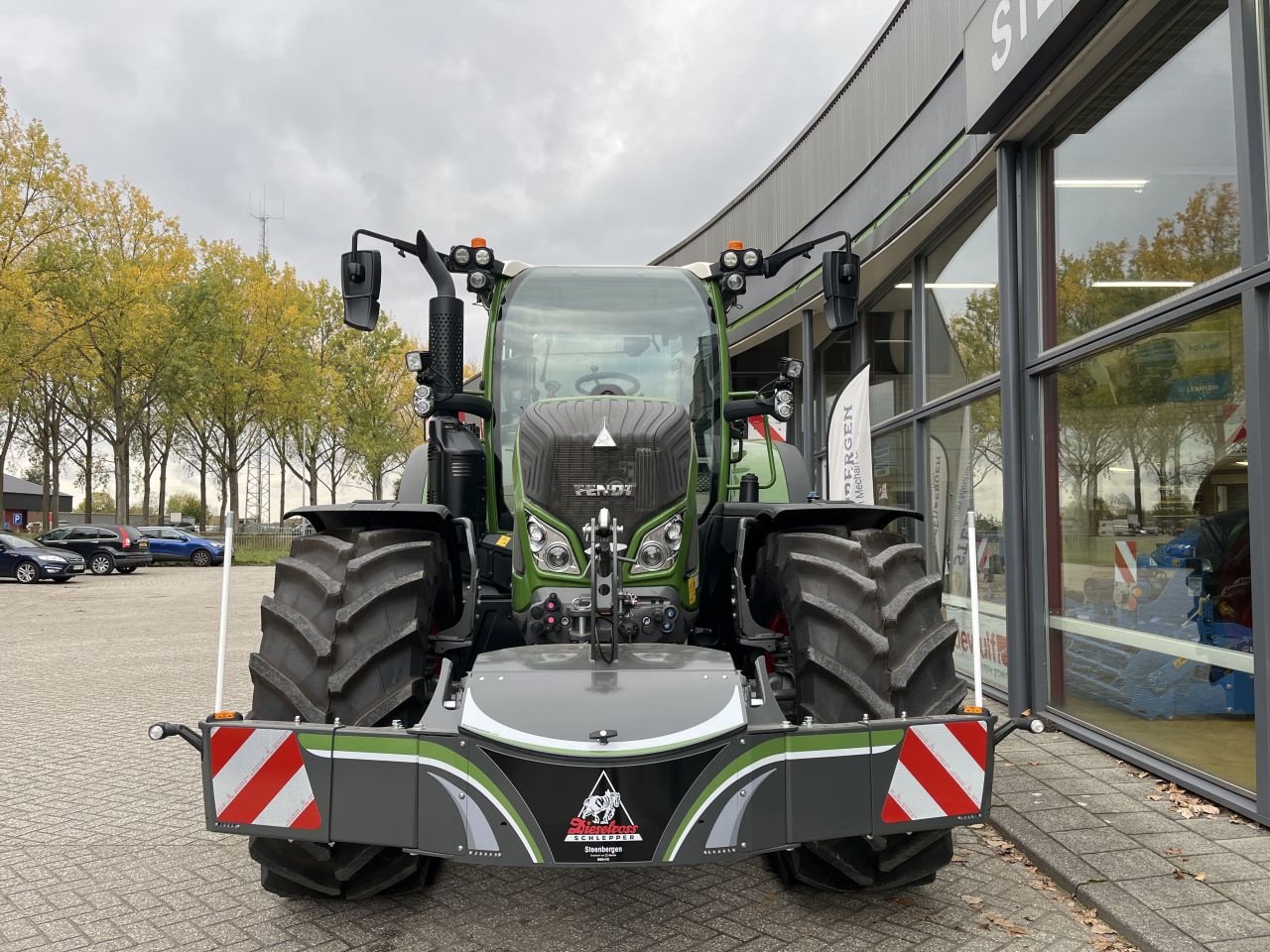 Traktor tip Fendt 724 Vario Gen6 PowerPlus s, Gebrauchtmaschine in Achterveld (Poză 4)