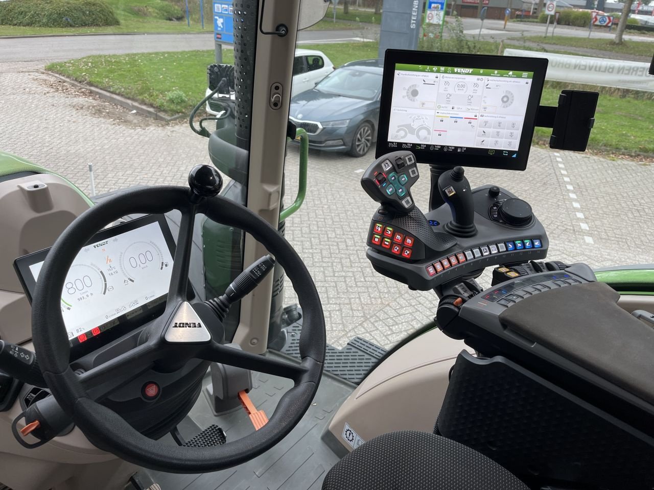 Traktor tip Fendt 724 Vario Gen6 PowerPlus s, Gebrauchtmaschine in Achterveld (Poză 8)