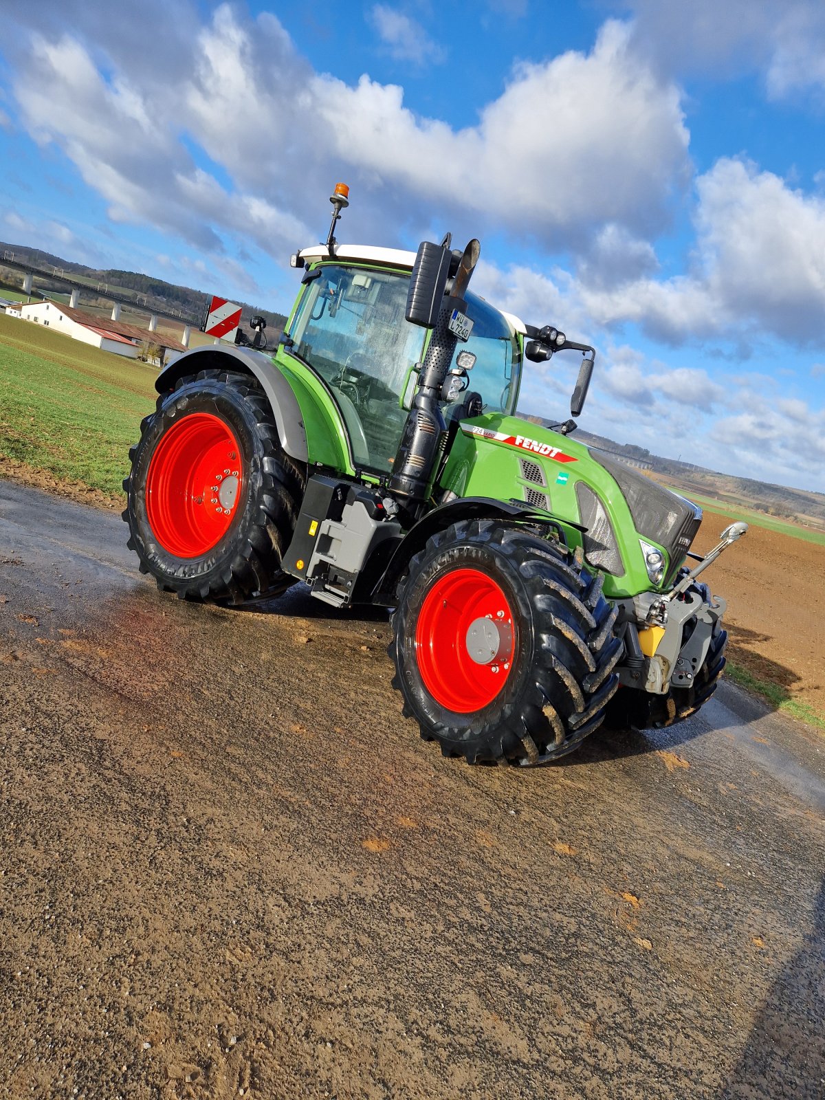 Traktor des Typs Fendt 724 Vario Gen6 Profi+, Gebrauchtmaschine in Leinach (Bild 1)