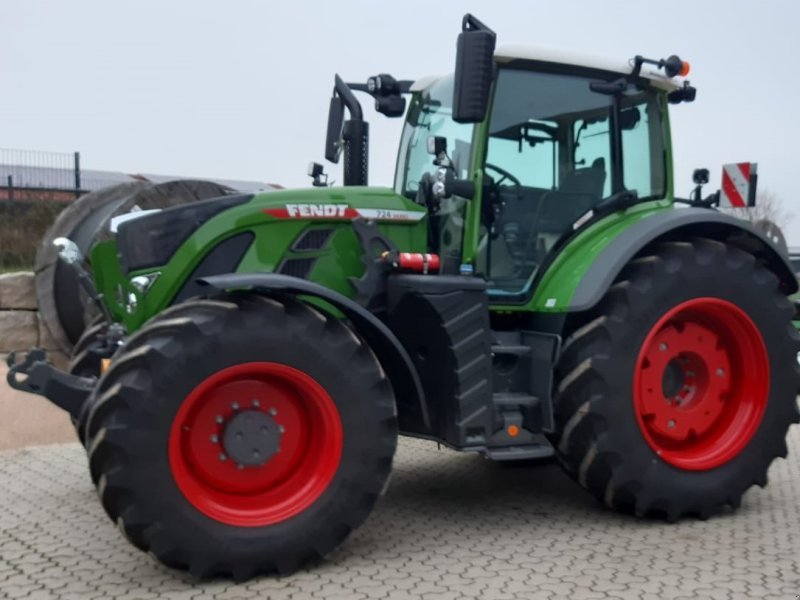 Traktor des Typs Fendt 724 Vario Gen6 Profi+, Gebrauchtmaschine in Dittenheim (Bild 2)