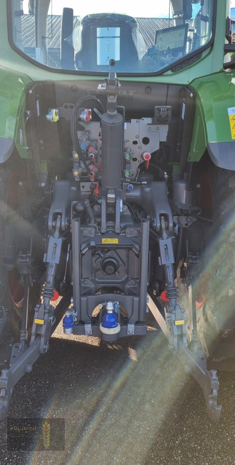 Traktor of the type Fendt 724 Vario Gen6 Profi Plus RTK Novatel Fendt One, Gebrauchtmaschine in Eichendorf (Picture 8)