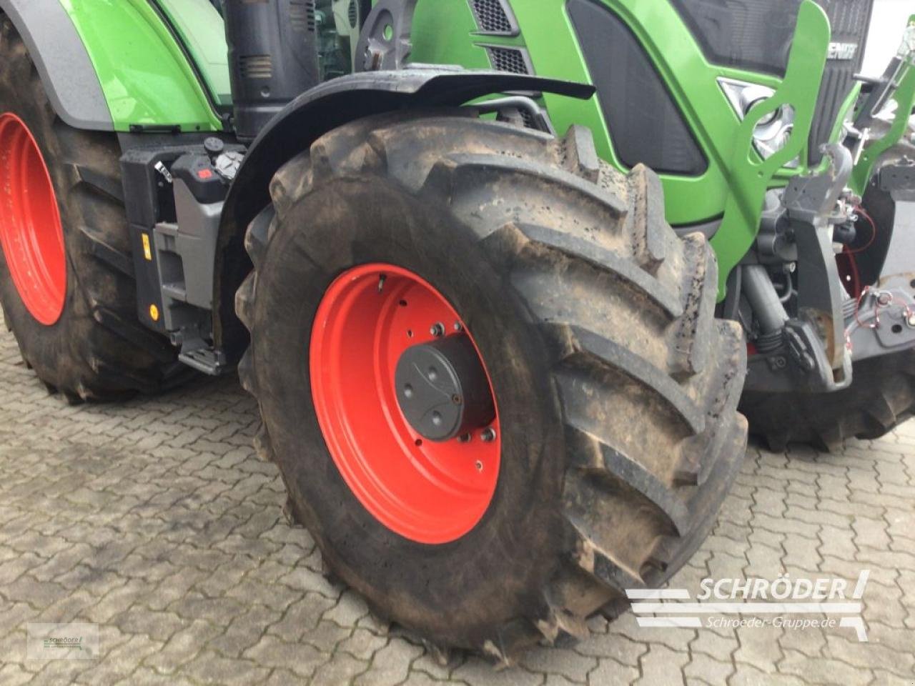 Traktor del tipo Fendt 724 VARIO GEN6 PROFI PLUS, Gebrauchtmaschine In Friedland (Immagine 4)