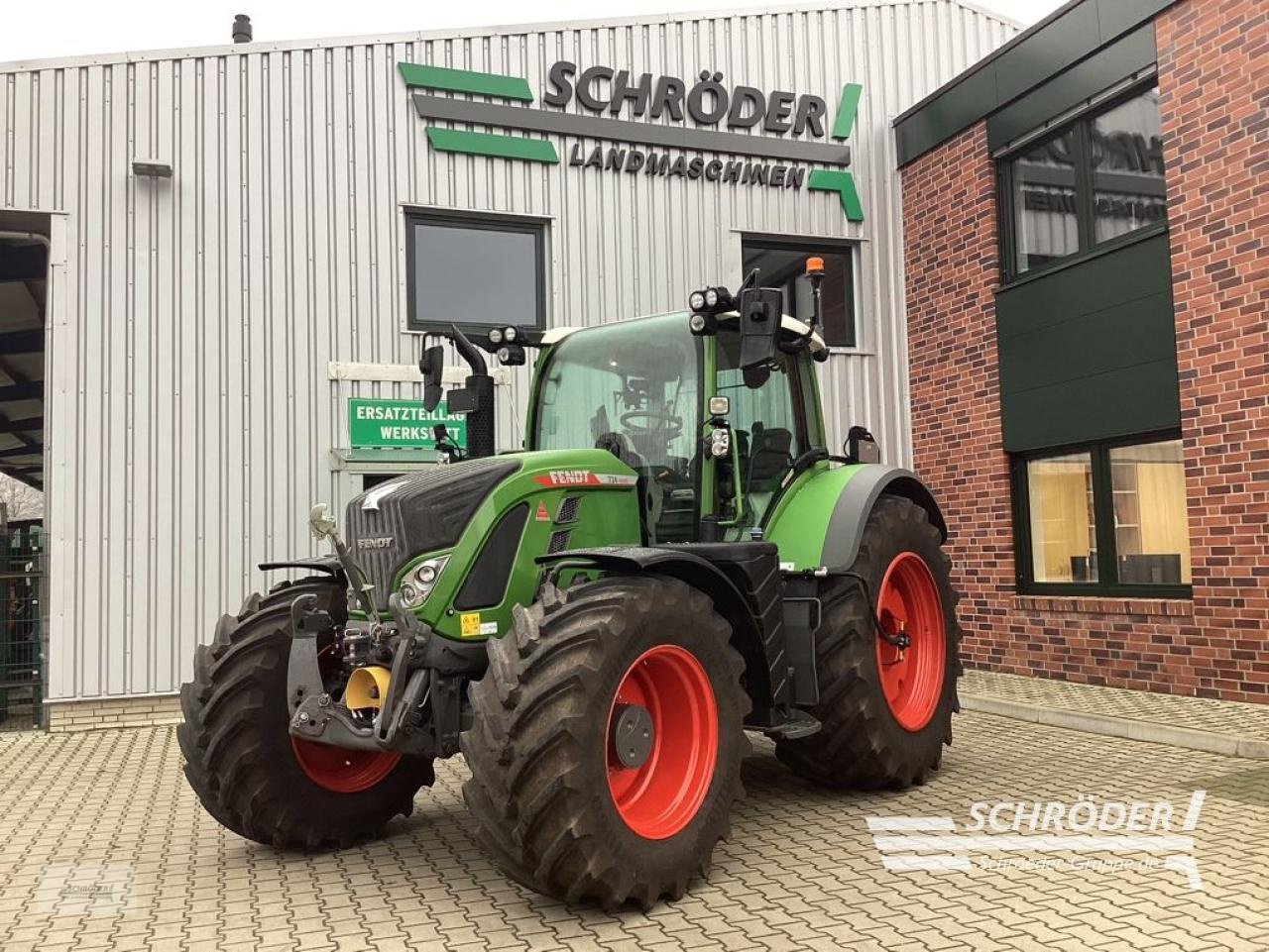 Traktor typu Fendt 724 VARIO GEN6 PROFI PLUS, Gebrauchtmaschine v Friedland (Obrázek 1)