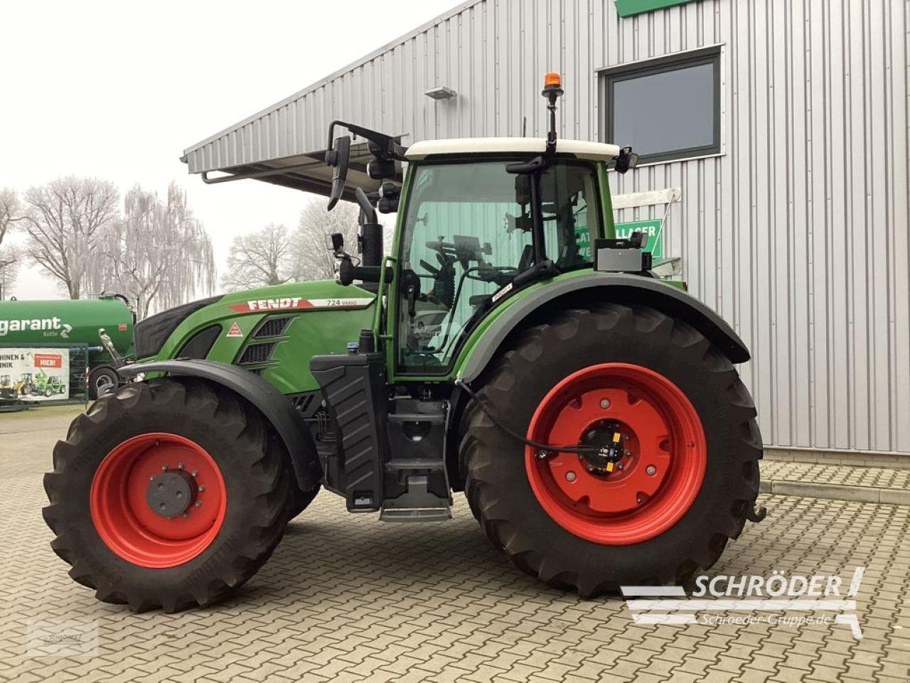 Traktor typu Fendt 724 VARIO GEN6 PROFI PLUS, Gebrauchtmaschine v Friedland (Obrázek 3)
