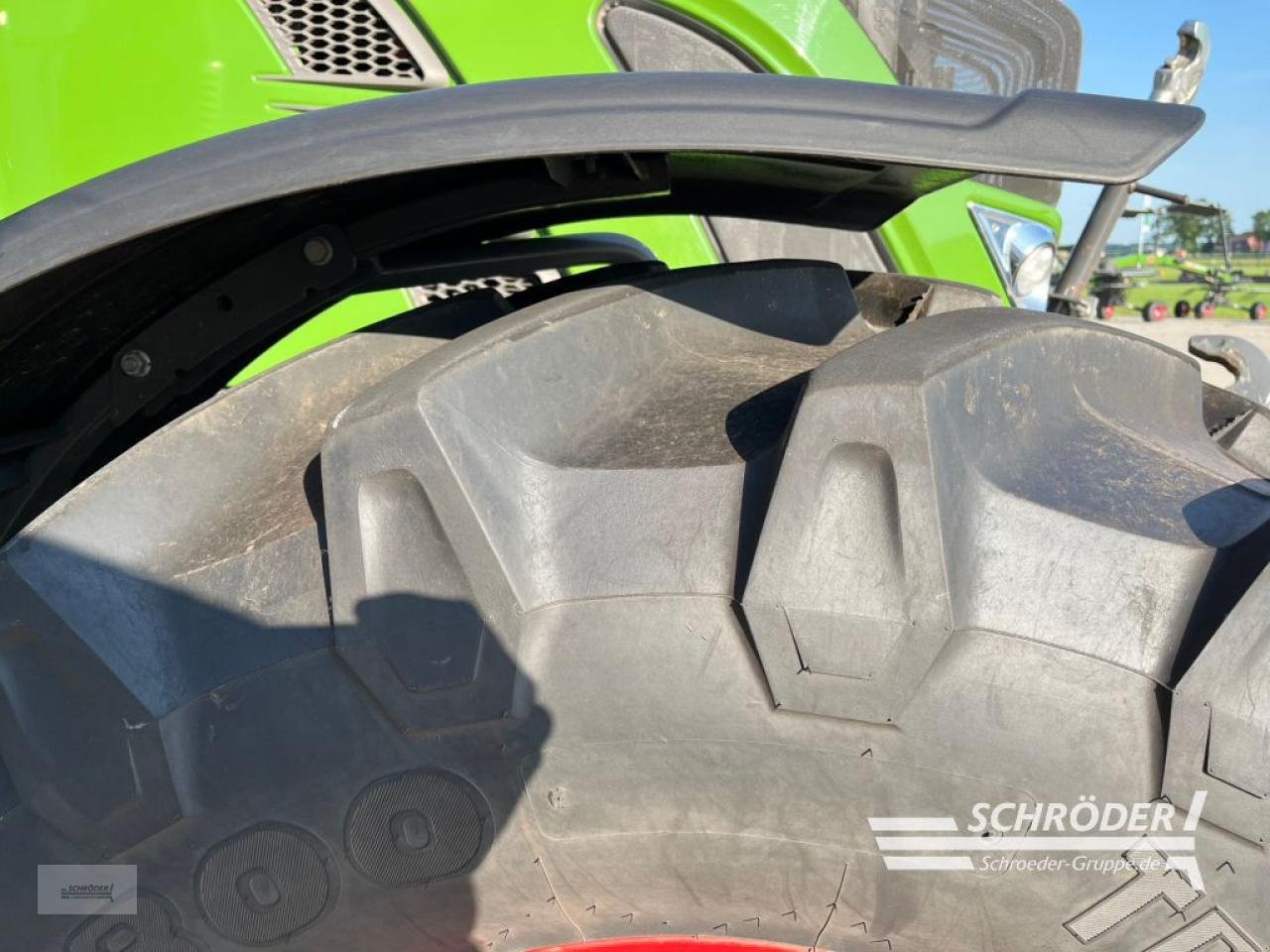 Traktor des Typs Fendt 724 VARIO GEN6 PROFI PLUS, Neumaschine in Scharrel (Bild 15)