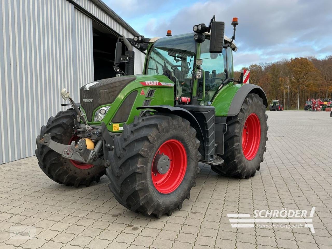 Traktor des Typs Fendt 724 VARIO GEN6 PROFI PLUS, Gebrauchtmaschine in Hemmoor (Bild 15)