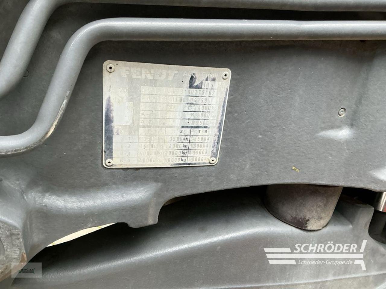 Traktor des Typs Fendt 724 VARIO GEN6 PROFI PLUS, Gebrauchtmaschine in Hemmoor (Bild 22)