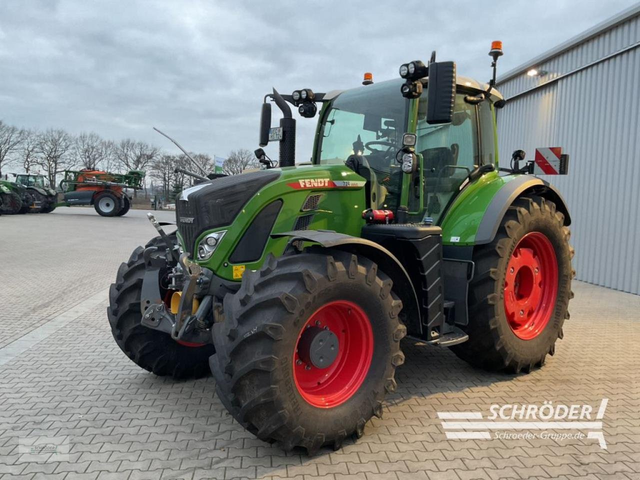 Traktor от тип Fendt 724 VARIO GEN6 PROFI PLUS, Neumaschine в Holdorf (Снимка 4)