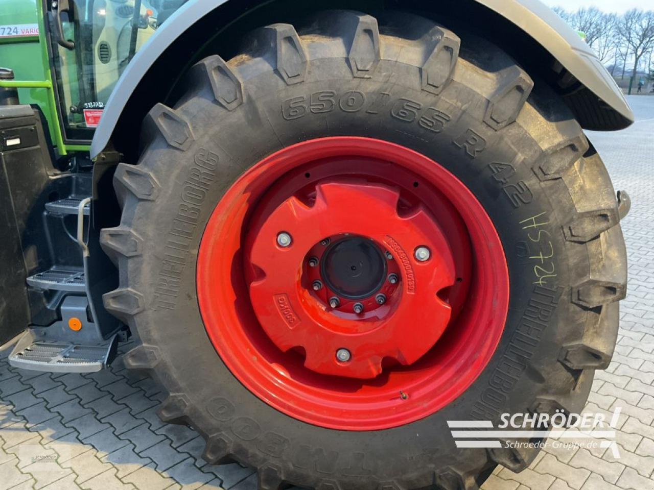 Traktor от тип Fendt 724 VARIO GEN6 PROFI PLUS, Neumaschine в Holdorf (Снимка 10)