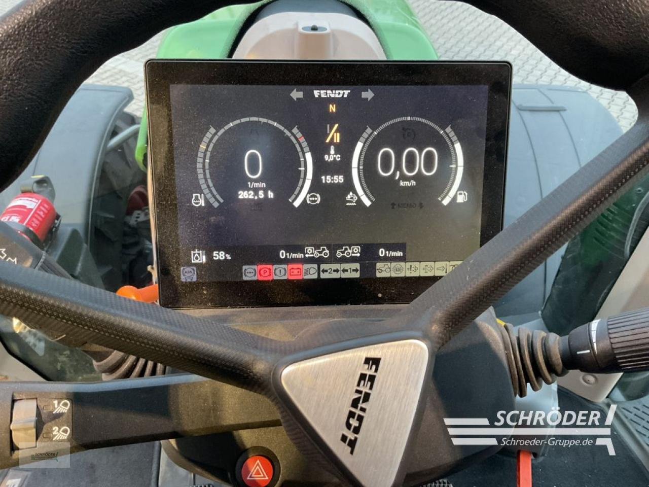 Traktor от тип Fendt 724 VARIO GEN6 PROFI PLUS, Neumaschine в Holdorf (Снимка 16)