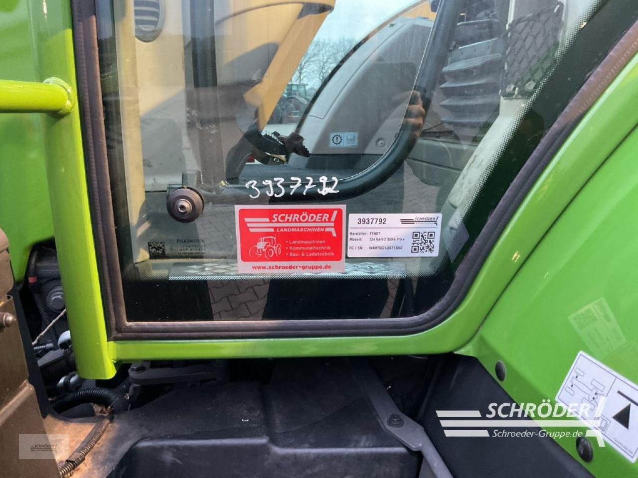 Traktor от тип Fendt 724 VARIO GEN6 PROFI PLUS, Neumaschine в Holdorf (Снимка 19)