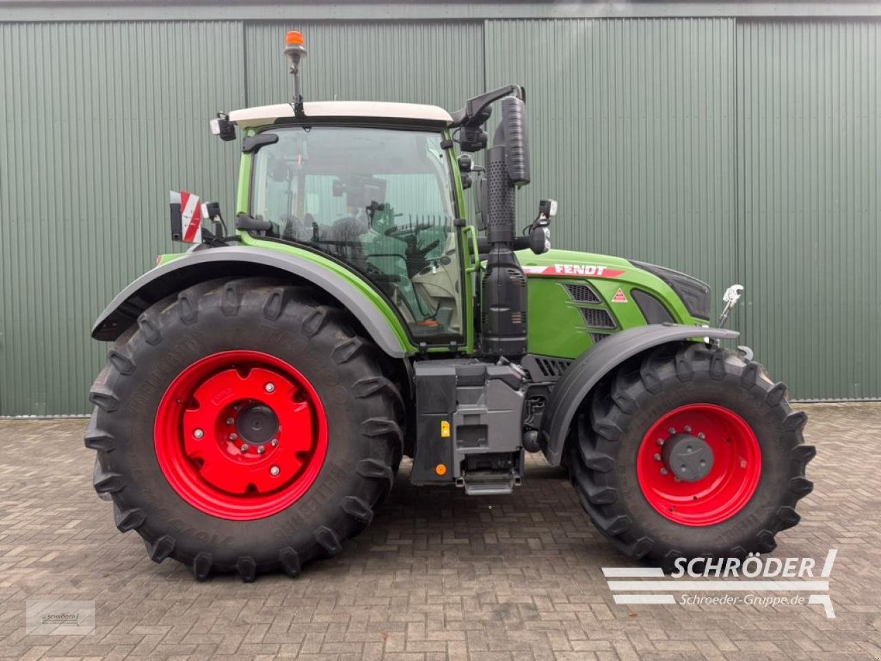 Traktor типа Fendt 724 VARIO GEN6 PROFI PLUS, Neumaschine в Twistringen (Фотография 2)