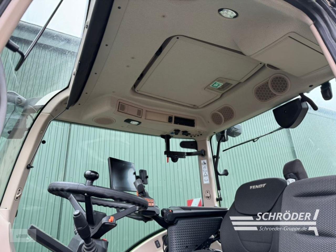 Traktor типа Fendt 724 VARIO GEN6 PROFI PLUS, Neumaschine в Twistringen (Фотография 15)