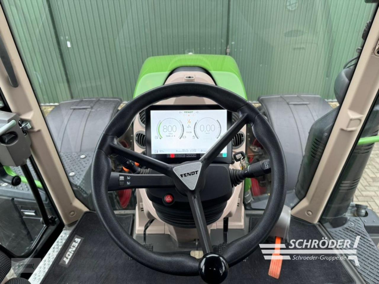 Traktor типа Fendt 724 VARIO GEN6 PROFI PLUS, Neumaschine в Twistringen (Фотография 19)