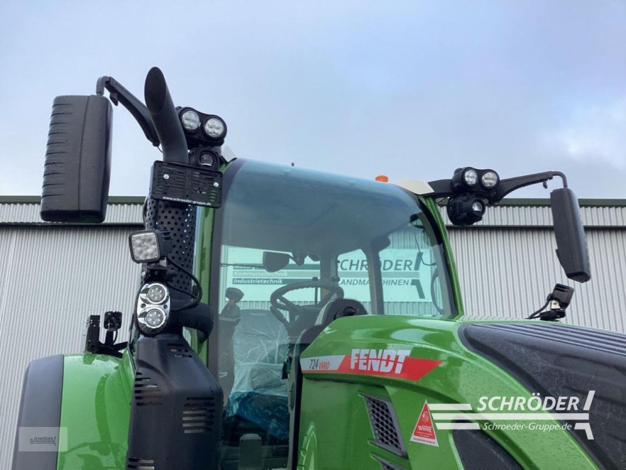 Traktor del tipo Fendt 724 VARIO GEN6 PROFI PLUS, Neumaschine In Schwarmstedt (Immagine 7)