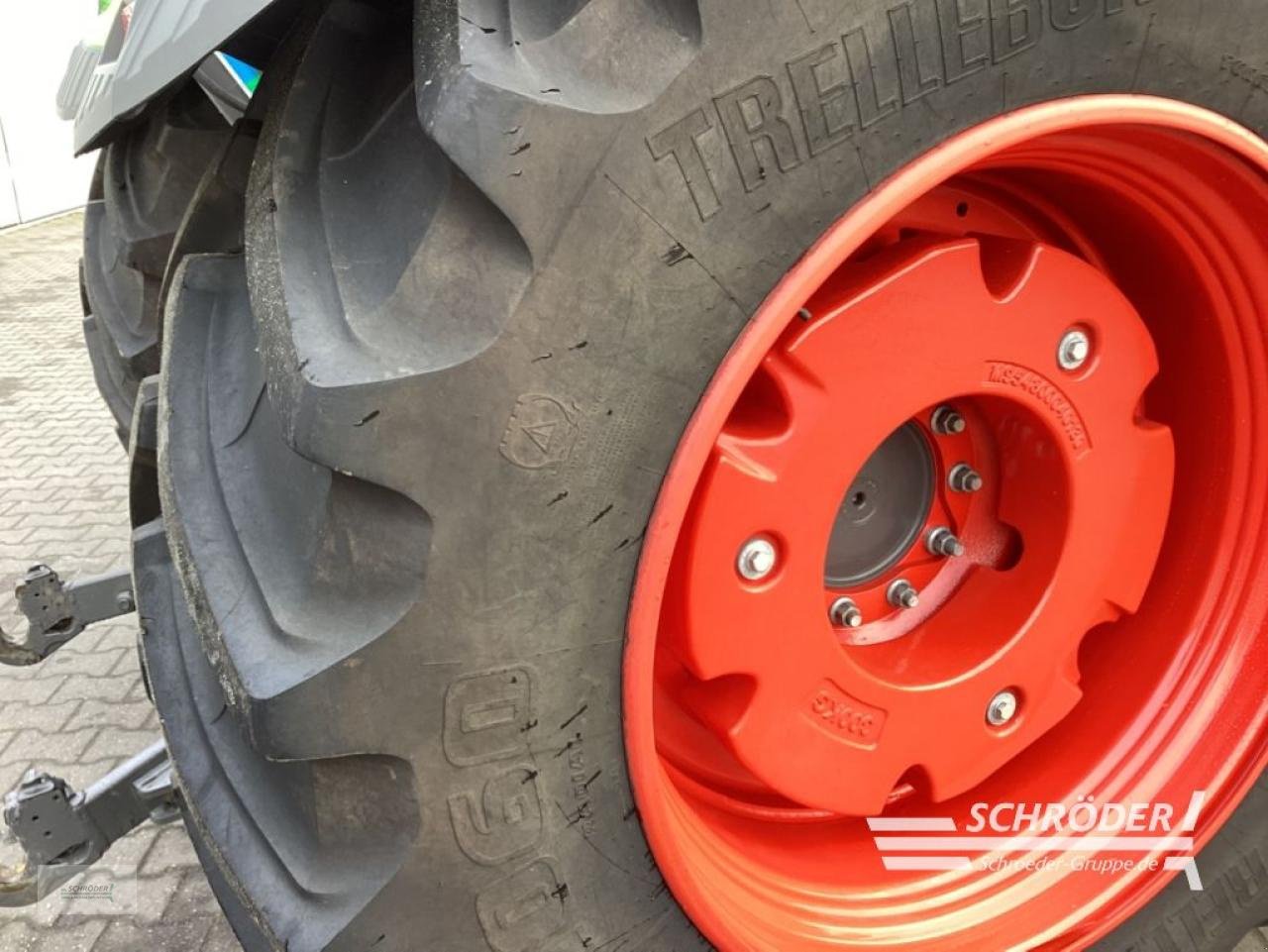 Traktor del tipo Fendt 724 VARIO GEN6 PROFI PLUS, Neumaschine In Schwarmstedt (Immagine 8)