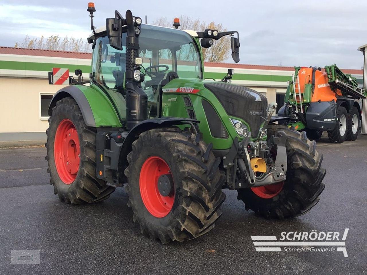Traktor a típus Fendt 724 VARIO GEN6 PROFI PLUS, Neumaschine ekkor: Penzlin (Kép 12)