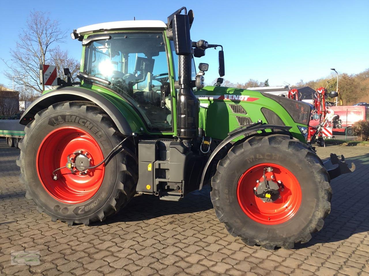 Traktor типа Fendt 724 Vario Gen6 Profi+ Setting 2, Gebrauchtmaschine в Coppenbruegge (Фотография 9)