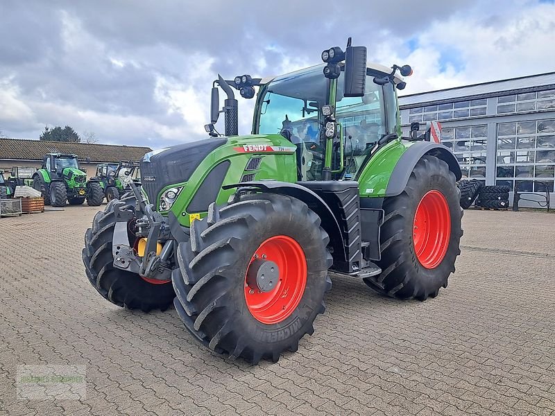 Traktor des Typs Fendt 724 Vario Gen6 Profi+ Setting 2, Gebrauchtmaschine in Leichlingen (Bild 2)