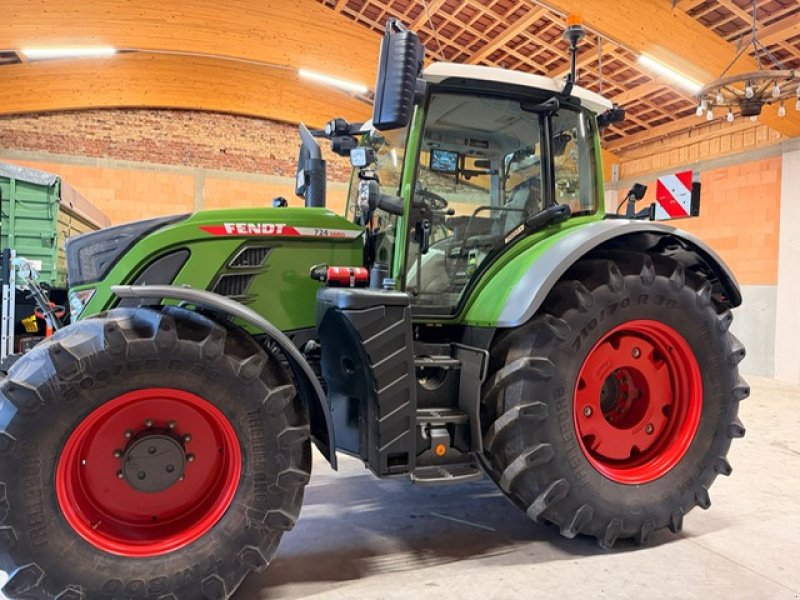 Traktor des Typs Fendt 724 Vario Gen6 Profi+ Setting 2, Gebrauchtmaschine in Bebra (Bild 1)