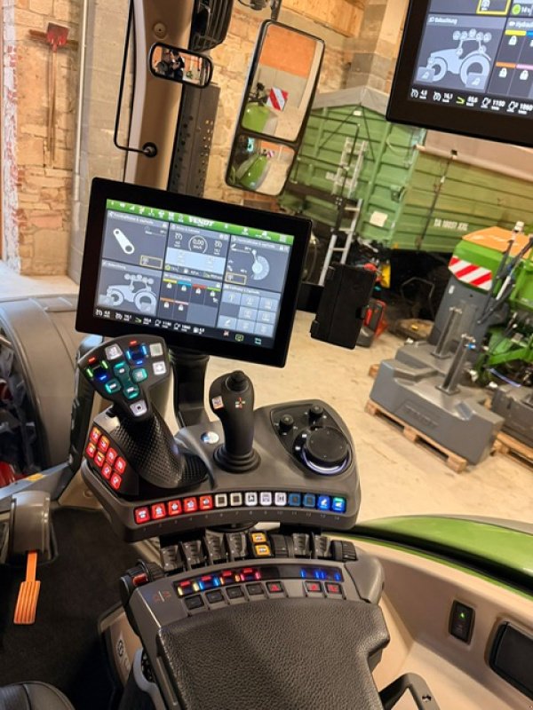 Traktor des Typs Fendt 724 Vario Gen6 Profi+ Setting 2, Gebrauchtmaschine in Bebra (Bild 13)