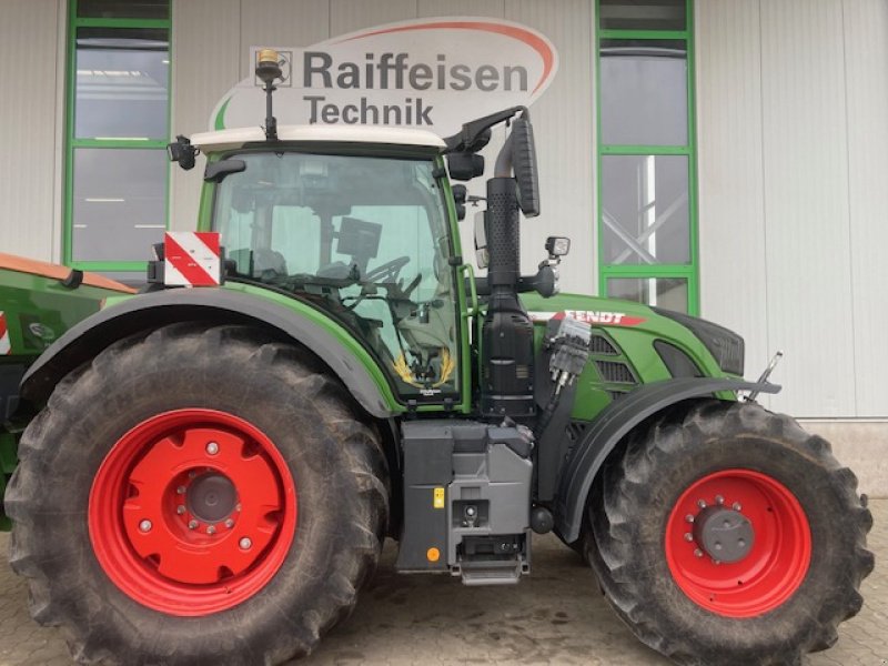 Traktor типа Fendt 724 Vario Gen6 Profi+ Setting1, Gebrauchtmaschine в Gudensberg (Фотография 2)