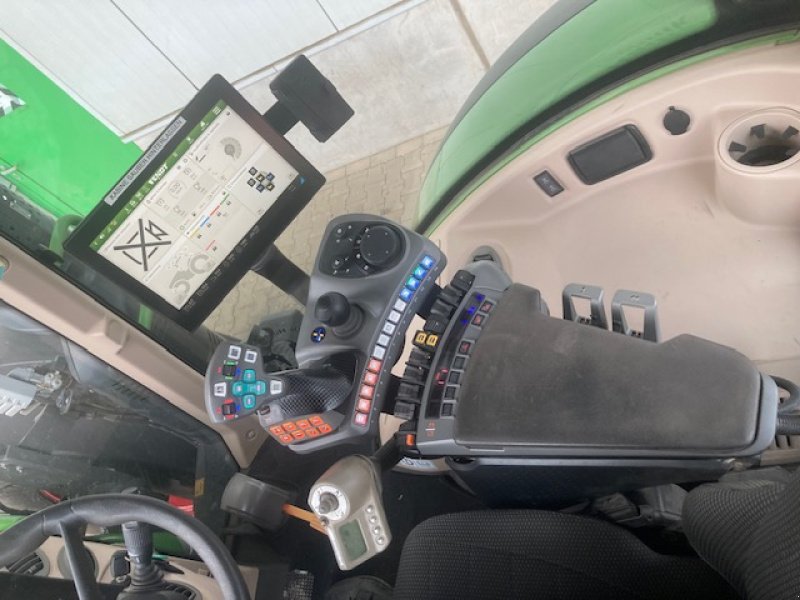 Traktor типа Fendt 724 Vario Gen6 Profi+ Setting1, Gebrauchtmaschine в Gudensberg (Фотография 12)