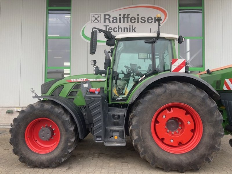 Traktor типа Fendt 724 Vario Gen6 Profi+ Setting1, Gebrauchtmaschine в Gudensberg