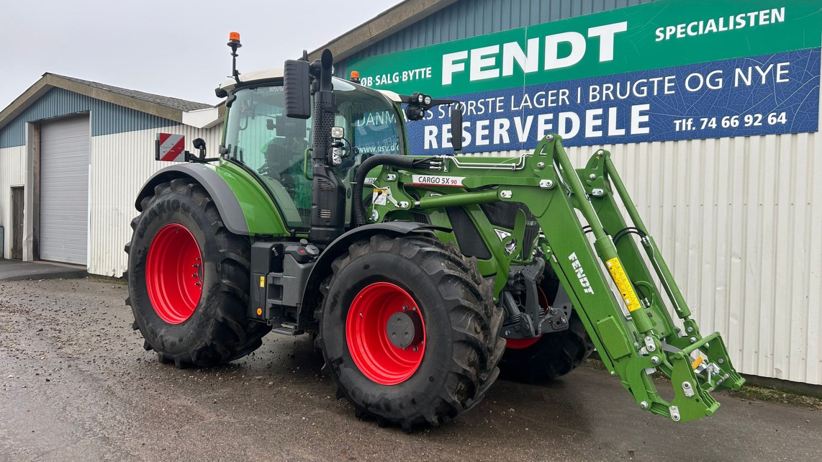 Traktor типа Fendt 724 Vario Gen6 Profi+ Setting2 Med Fendt Frontlæsser 5x90, Gebrauchtmaschine в Rødekro (Фотография 5)
