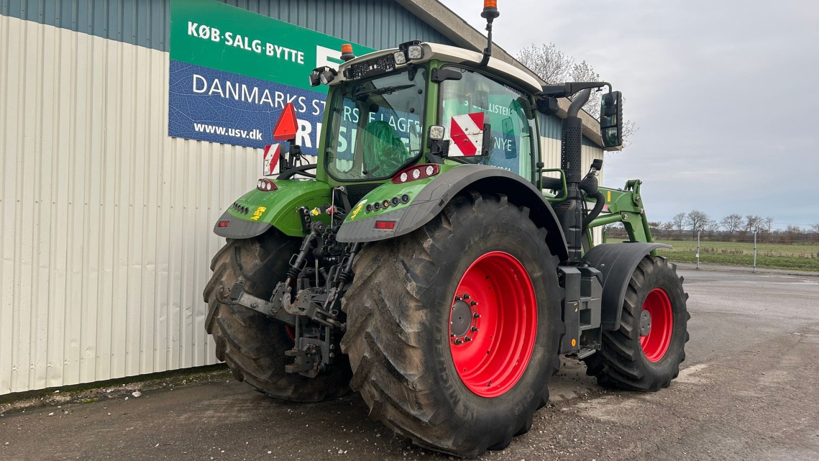 Traktor van het type Fendt 724 Vario Gen6 Profi+ Setting2 Meget udstyr. Fendt Frontlæsser 5x90, Gebrauchtmaschine in Rødekro (Foto 7)
